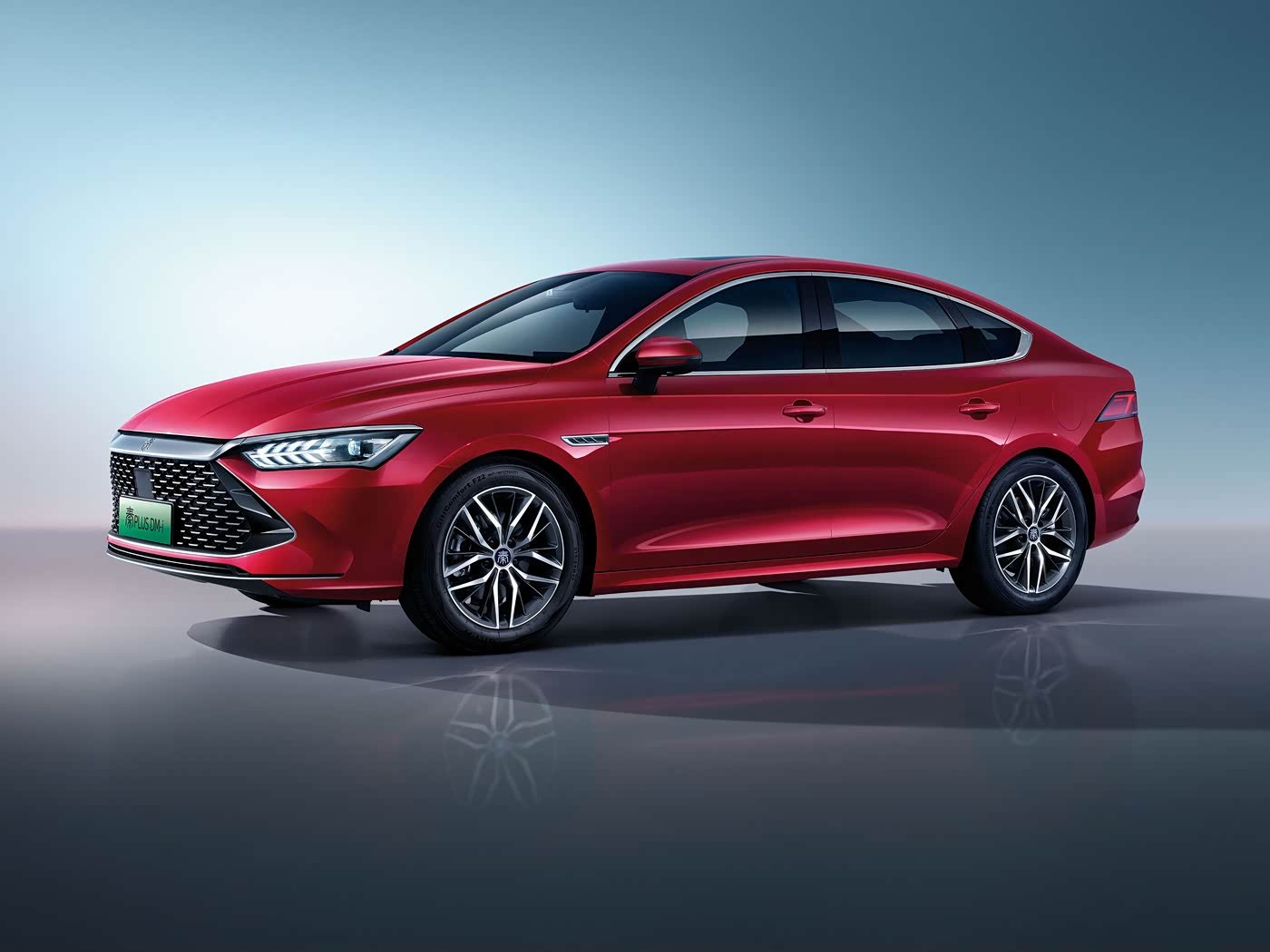 QIN PLUS 2026 DM-i 128km Enterprising